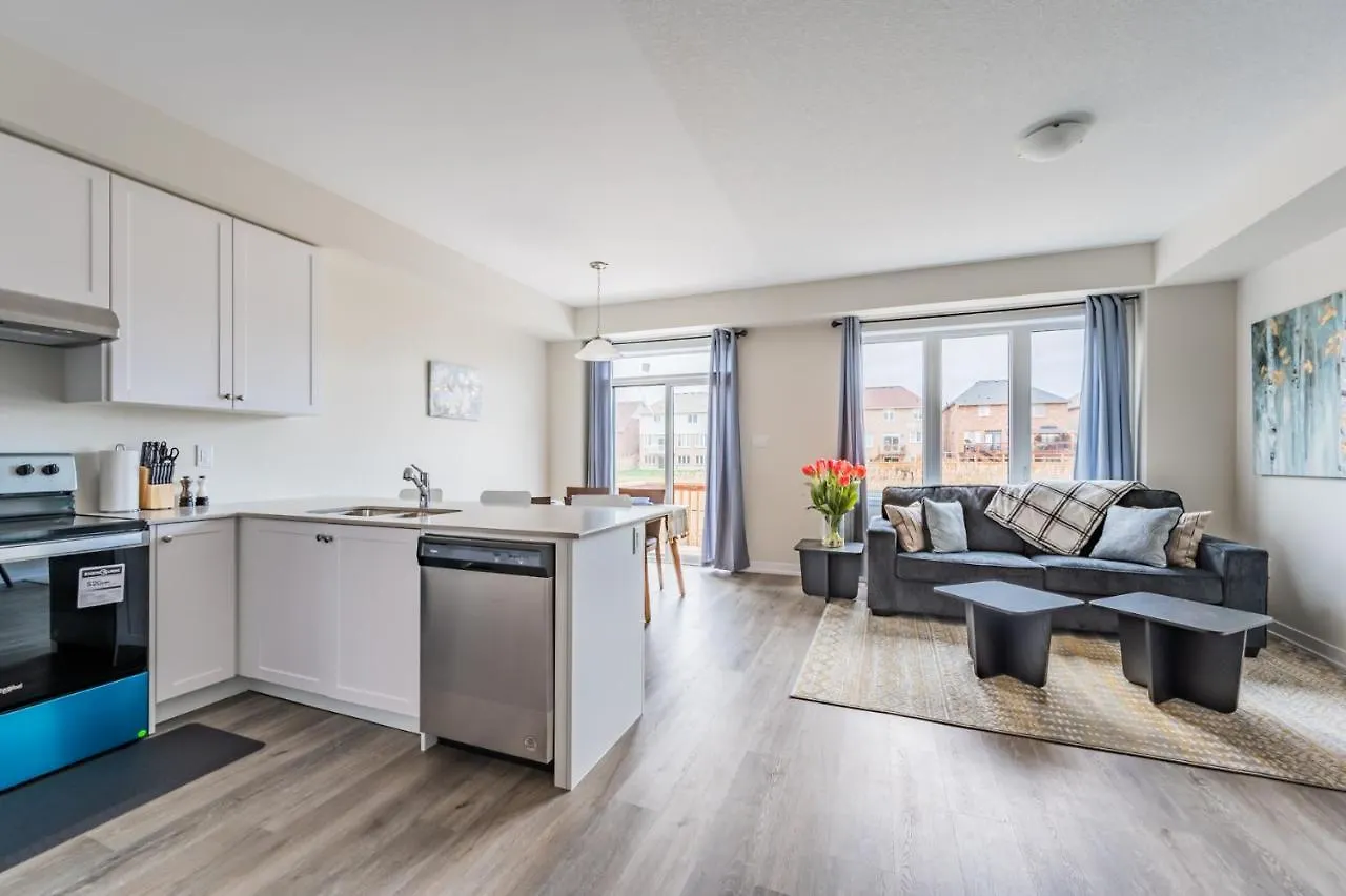 Luxury Townhouse Close To Fairview Casino In Niagara Falls Villa Casa vacanze