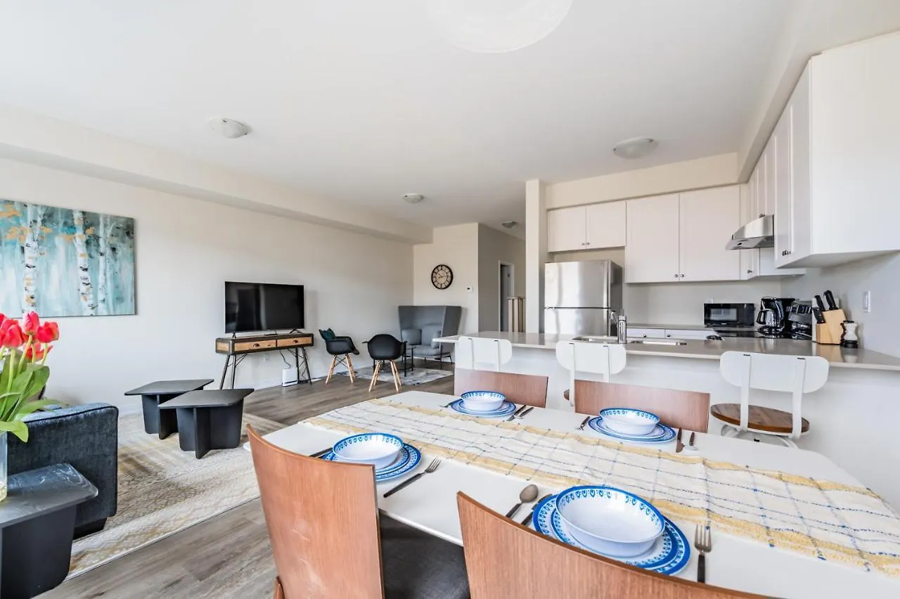Holiday home Luxury Townhouse Close To Fairview Casino In Niagara Falls Villa Canada