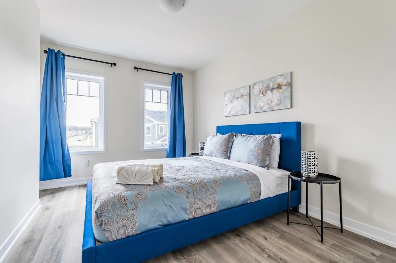 Luxury Townhouse Close To Fairview Casino In Niagara Falls Villa